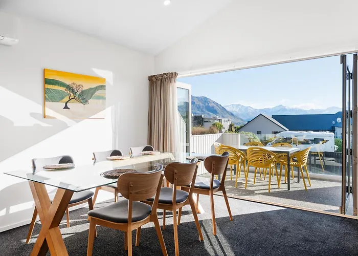 Spacious Alpine View *